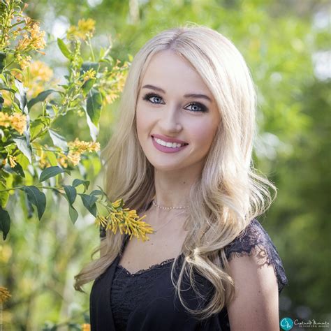 A stunning senior shoot with beautiful Alexis! - Captured Moments by ...