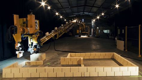 The Hadrian X Bricklaying Robot A Construction Robot That Quickly