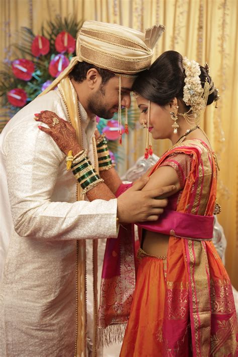 Marathi Couple Indian Wedding Poses Wedding Couple Poses Bride