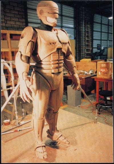 More RoboCop Early Sculpts By Rob Bottin Judge D Tumbex