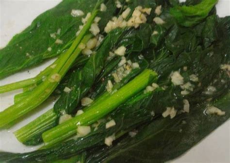 Ini menu sarapan paling simpel,cuma 15 menit langsung jadi.kesukaannya papap d nih. Resep Caisim /Sawi Tumis Bawang Putih oleh Utami Subowo ...