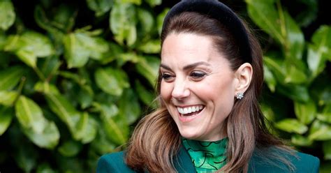 Kate Middletons New Haircut Turns Heads On Ireland Trip Huffpost Life