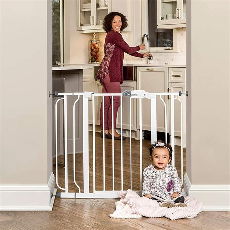 Regalo Easy Step Extra Wide Walk Thru Baby Pets Gate 29 44 Wide 41