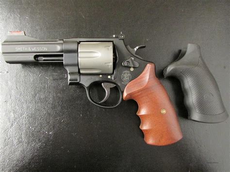 Smith And Wesson Model 329pd Airlite 6 Shot 44 M For Sale
