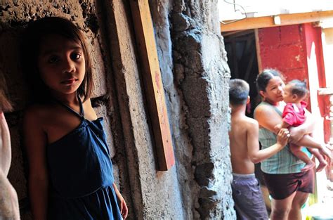 Manila Slums Forced To Live In Makeshift Shanty Towns Play Poor Street Girls Rio Brazil Min