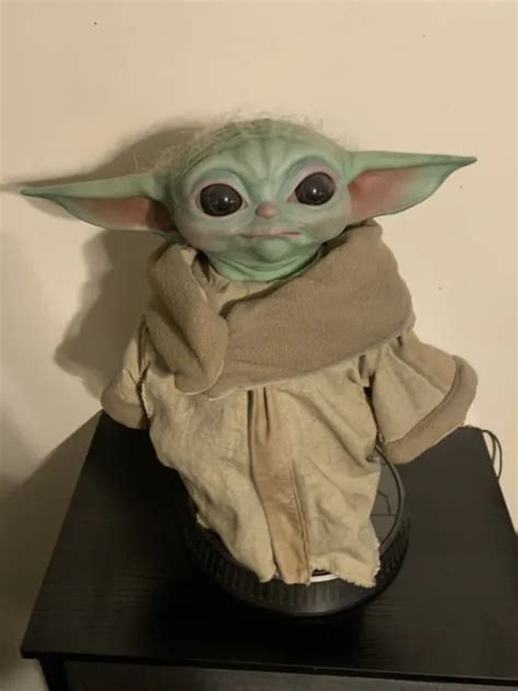 Sideshow Collectibles The Child Grogu Life Size Figure Star Wars The