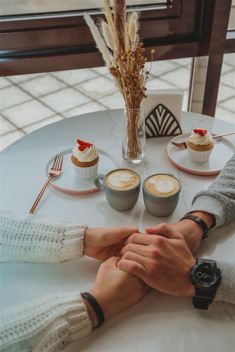 Download Boyfriend And Girlfriend Cupcakes And Coffee Wallpaper