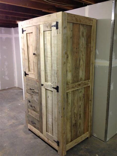 Diy bathroom storage from vintage crates: DIY Pallet Cabinet for Storage - 101 Pallets