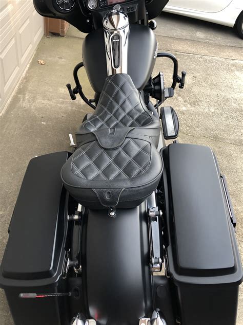 Recent updates of street glide. 2012 Harley-Davidson® FLHX Street Glide® (Flat Black ...