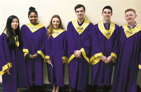 National Honor Society Inducts New Members | Oyster Bay Enterprise Pilot