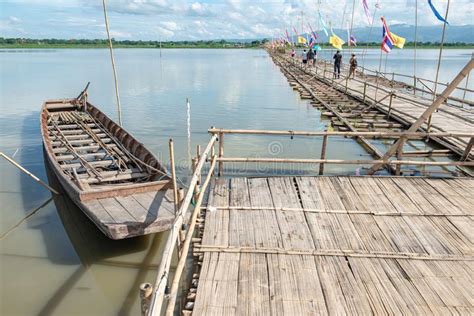 Phayao Thailand June 2 2017 The Bamboo Bridge In Kwan Phayao Lake