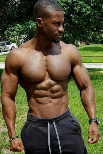 Shirtless Male Muscular Black African American Hunk Wow Beefcake Photo Sexiz Pix