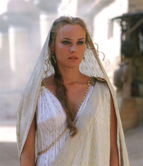 Diane Krugers Greek Dress In Troy Greek Fashion Ancient Greek