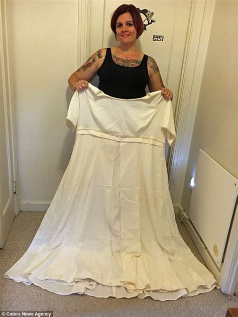 Pittsburgh Couple Both Wear The Brides 60inch Waist Wedding Dress On