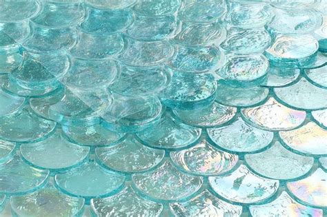 115x1225 Malibu Turquoise Fishscale Glass Mosaic Pool Tile Oval