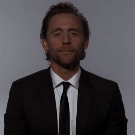 Tom Hiddleston Loki Curls