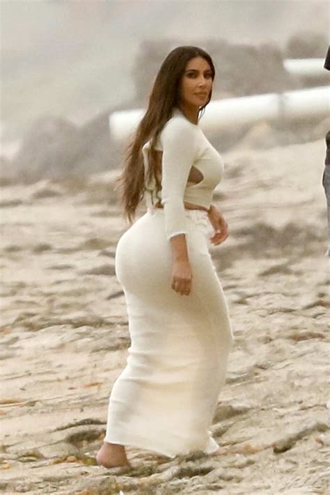 Kim Kardashian Khloé Kardashian And Scott Disick Seen Filming For
