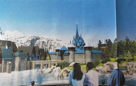 A Closer View On The New Frozen Land For Walt Disney Studios Park 🇳🇱🇬🇧