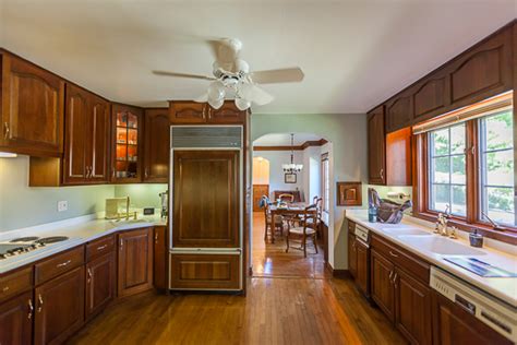 Randi (executive designer) was helpful. Kitchen Cabinet Modification, Refinishing, and Refacing in ...