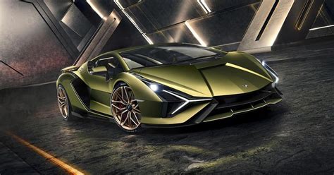 Lamborghini Sian Ushers In An Electrified Era With 819 Hp