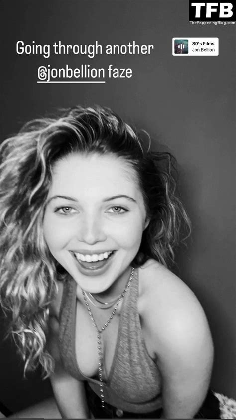 Sammi Hanratty Shows Off Her Sexy Tits 23 Photos OnlyFans Leaked Nudes