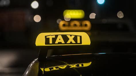 Preiserhöhung Um 20 Prozent Taxifahren In Berlin Ab Sofort Teurer