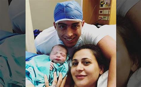 Los jugadores colombianos nicolás benedetti y roger martínez están envueltos en un escándalo por indisciplina tras participar en un fiesta hace unos días luego de la clasificación del. Rogelio Funes Mori presume el nacimiento de su hijo