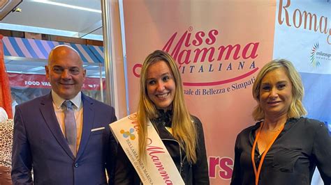 Miss Mamma Italiana Va Oltre Confine E Sbarca A Colmar Anche In Fiera Premiata Una Mamma