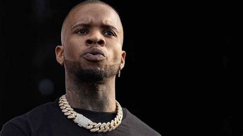 How Tall Is Tory Lanez Is He Really That Tall Big Blue Unbiased