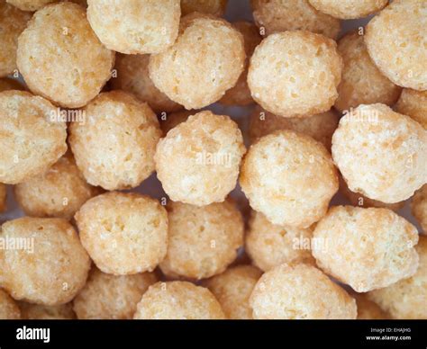 Kelloggs Sugar Corn Pops Hi Res Stock Photography And Images Alamy