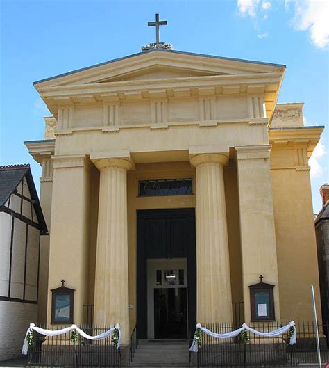 The sacred triduum (holy, thursday and easter) is the most sacred and holy point of our church year. File:St. Francis Xavier Church, Broad Street, Hereford ...