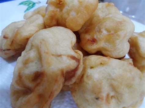 Cuma perlukan 5 bahan basic saja untuk membuat resipi cucur ikan bilis ini. Resepi | Cucur Bawang (^_^)v ~ Hudalululoveyou