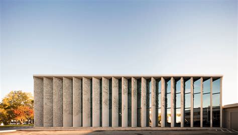 Promontorio Uses Bas Relief For The Zigzagged Facade Of Gs1 Portugal