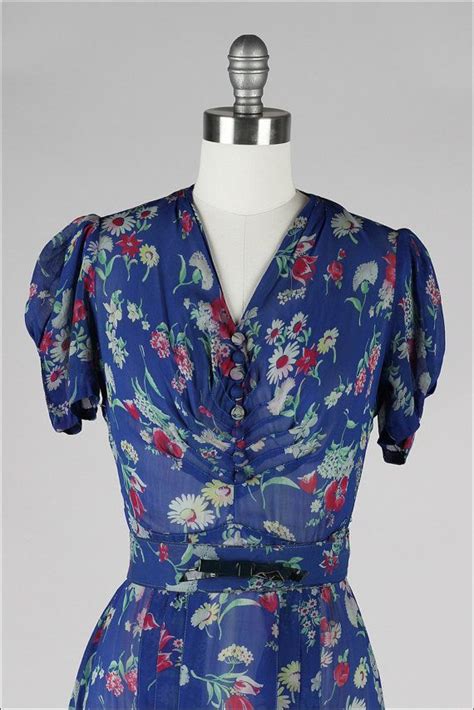 vintage 1940s dress blue silk crepe flowers print 4268 1940s dresses dresses dress