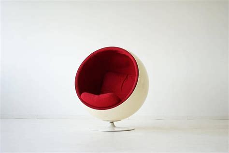 The ball chair was designed in the early 1960s, debuting at the cologne furniture fair in 1966.‎ the chair is one of the most famous classics of finnish design and it was the international breakthrough of eero aarnio.‎ Original Ball Chair by Eero Aarnio Asko For Sale at 1stdibs