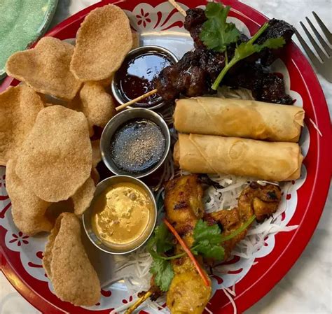 The 8 Best Thai Restaurants In Portland Oregon Pdxfoodlove