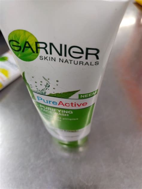 Garnier Skin Naturals Pure Active Neem Face Wash Reviews Price