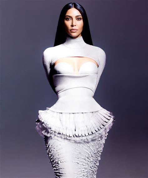Kim Kardashian Is Choosing Herself Vogues March 2022 Cover Story Vogue