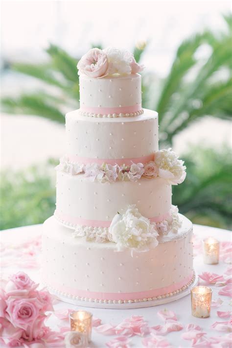 Precious Pink Wedding Cake Vg Donut Bakery Swann Soirees Real San