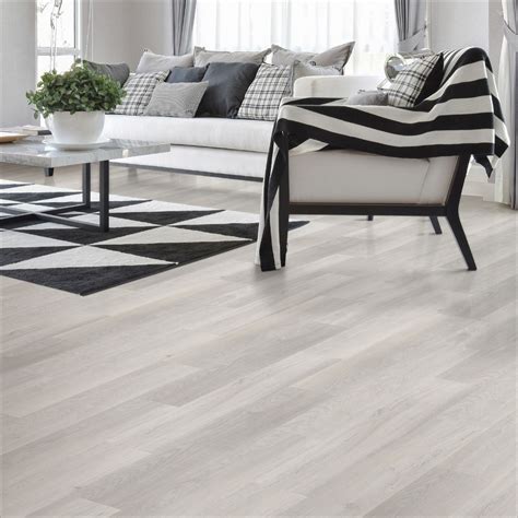 Allure GripStrip 6" x 36" x 3.8mm Luxury Vinyl Plank in 2020 | Luxury