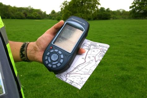 ● altitude ● velocity ● position ● track ● distance. Pelatihan GPS (Global Positioning System) for mining and ...