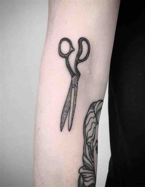 The Very Best Scissors Tattoos Tattoo Insider Scissors Tattoo Ink