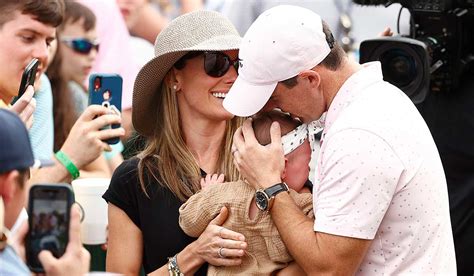 Rory Mcilroys Daughter Poppy Gets A Taste Of Limelight As Dad Got Back To Winning Ways Extraie