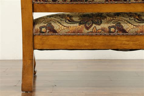 Victorian Antique 1900 Loveseat Or Hall Bench Carved Lion Paw Feet