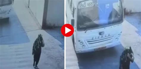 Watch Girl Student Run Over By Bus Driver In Gujrat