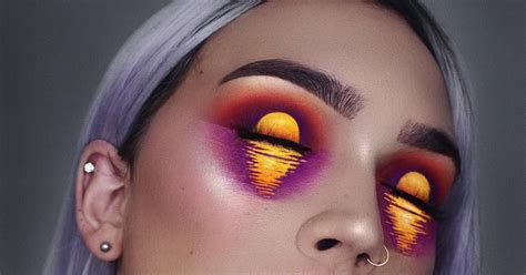 Stunning Eye Makeup Art Transforms Eyes Into Two Shimmering Lakes
