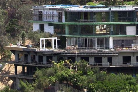 The Decaying Abandoned Mansions Of The Rich And Famous