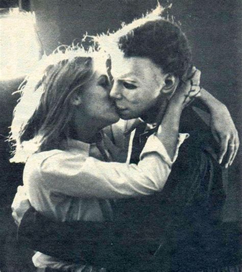 Laurie Strode Jamie Lee Curtis And Tony Moran The Shape In John Carpenter S Halloween