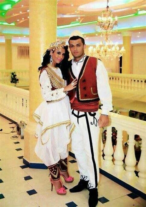 Albania kıyafetleri Traditional Wedding Dresses Traditional Outfits