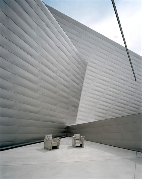 Libeskinds Extension To The Denver Art Museum Buildipedia